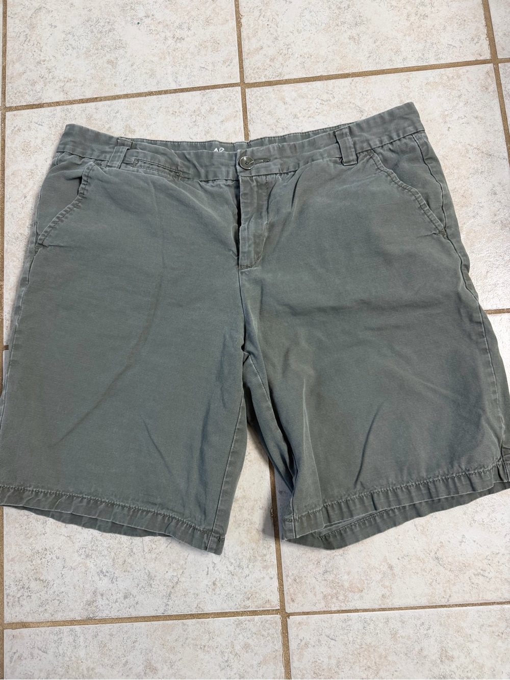 Gap Women’s Casual Olive Green Gap Shorts